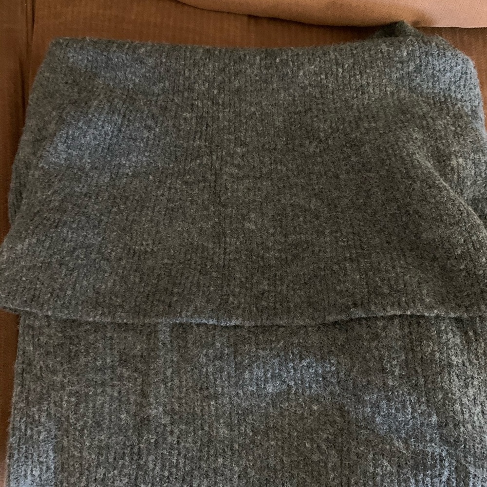 NWT aloft tunic off the shoulder sweater - Picture 3 of 5